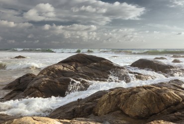 GEORGE MASHKOVTSEV SRI LANKA JURA AKMENYS