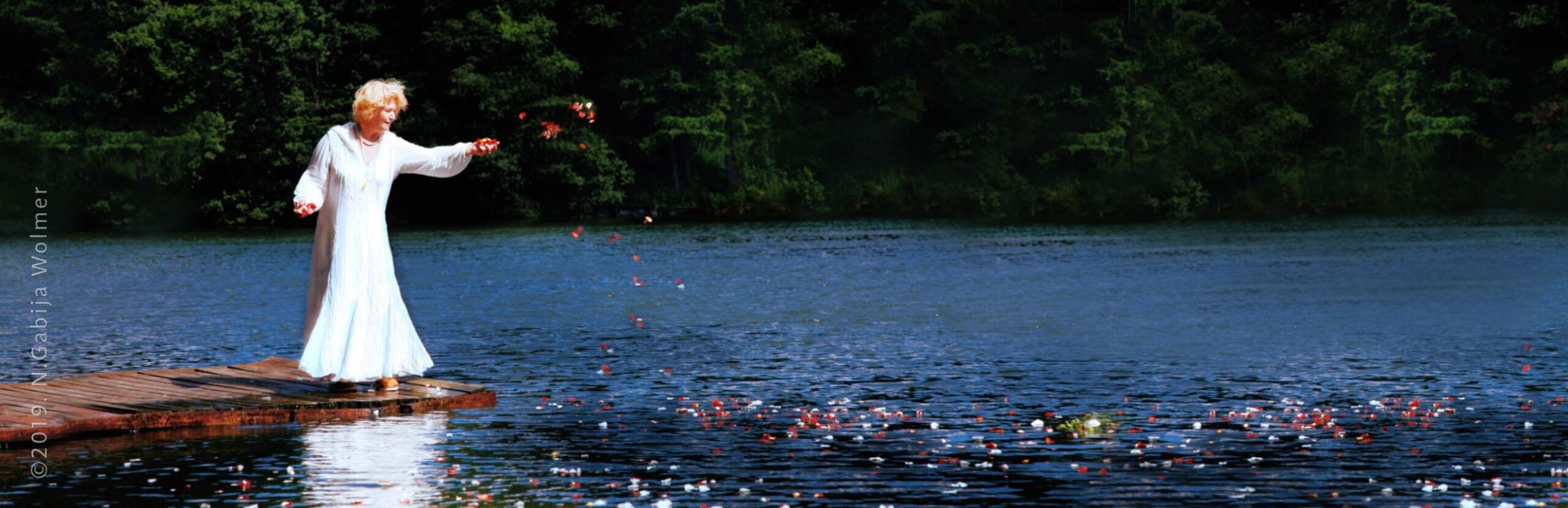 N.Gabija Wolmer. DVASINIO UGDYMO STOVYKLA. 2019.7.21-28. Registracija TEL.: 8 610 44008